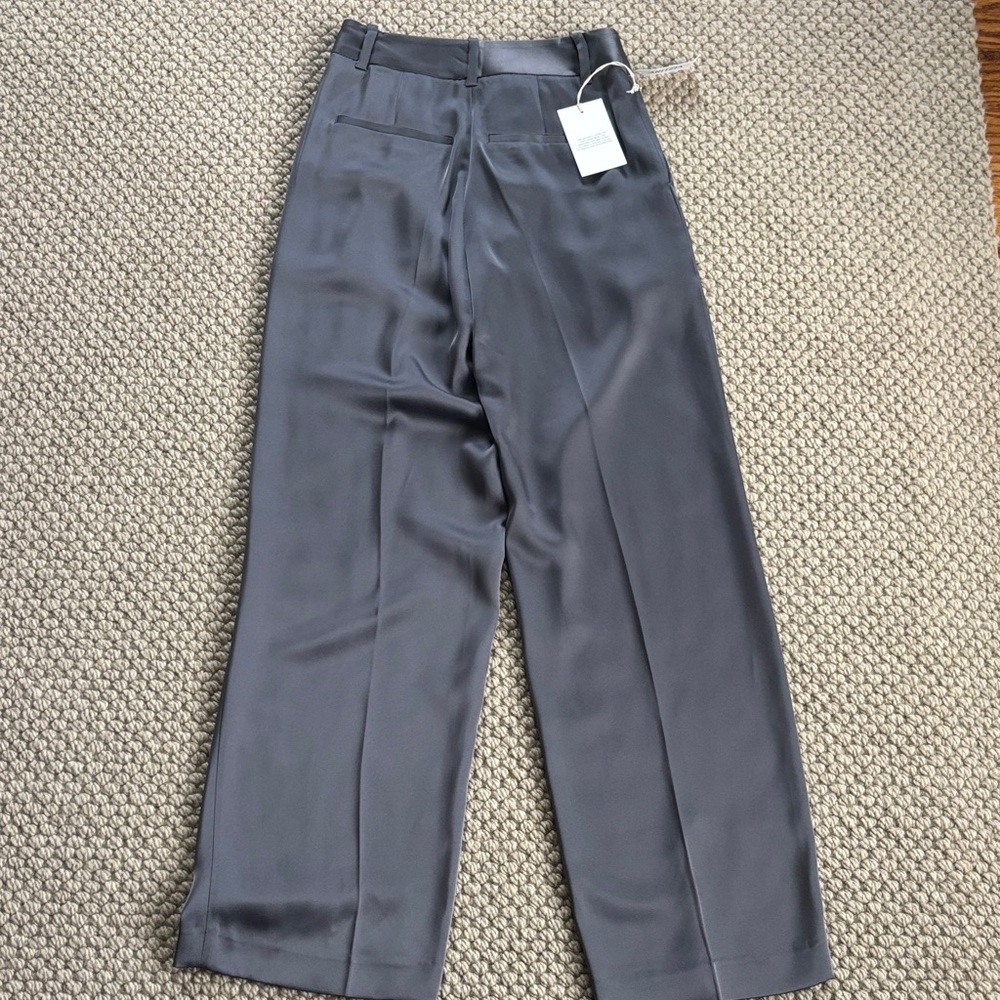 Aritzia “The Effortless Pant” Gray Satin NWT - Picture 3 of 3